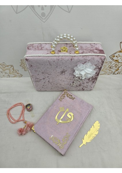 Kişiye Özel Pembe Renk Mealli Kuranı Kerim Seti fırsatları