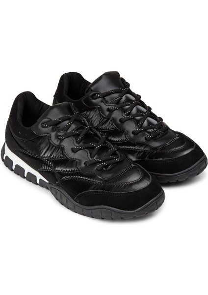Kadın Siyah Sneaker Ayakkabı - 55157ZSYHC01 fırsatları