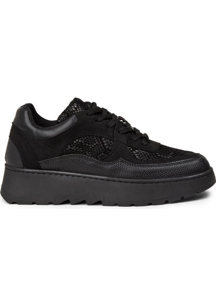 Kadın Siyah Sneaker Ayakkabı - K0203ZSYHE01