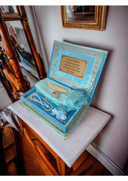 Kişiye Özel Reşal Ayaklı Kutulu Orta Boy Kur'an-I Kerim (Turkuaz)