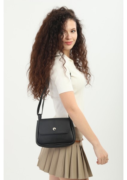 Orijinal Kadın Şık & Mini Çapraz Ayarlanabilir Askılı Lüks Yumuşak Deri Kapaklı Küçük Omuz Çantası