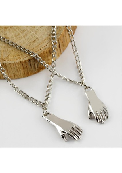 Çift El Figürlü Kolye