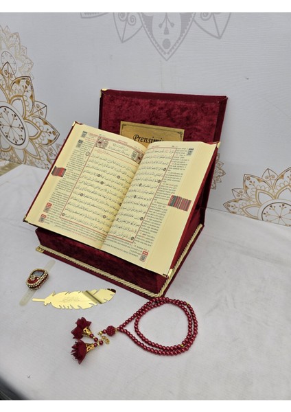 Kişiye Özel Kuranı Kerim Seti Kırmızı Set Mealli Kuranı Kerim