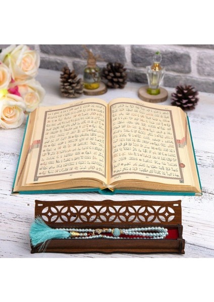Hediyelik Kur'an-I Kerim Kadife Turkuaz Tespihli Ah.kutu Orta B.