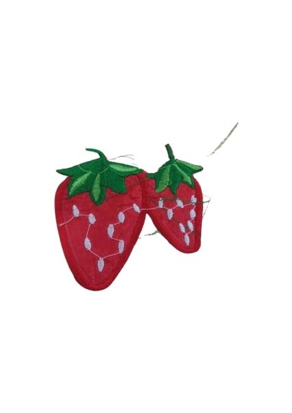 Aplike Ütü Ile Yapışan 2'li Çilek Desen