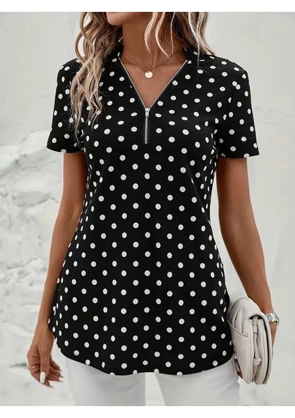 Kadın Kısa Kollu Yakadan Fermuarlı Puantiyeli Uzun Dokuma Viskon Bluz