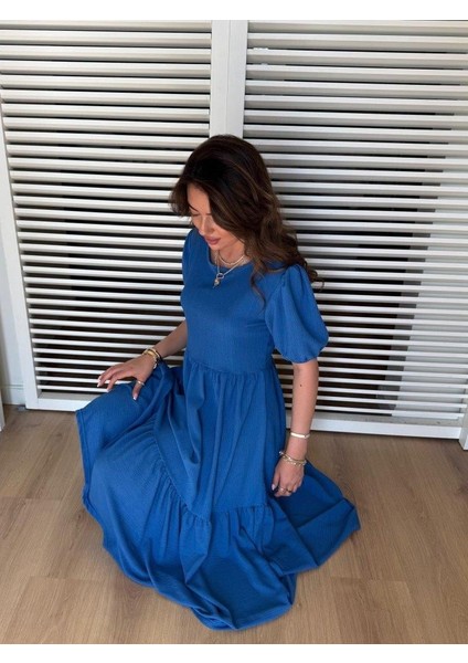 Kadın Kısa Kollu Yakası Açık Katlı Bürümcük Balon Elbise modelleri