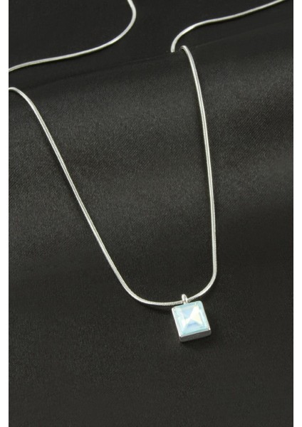 Dikdörtgen Çelik Kolye