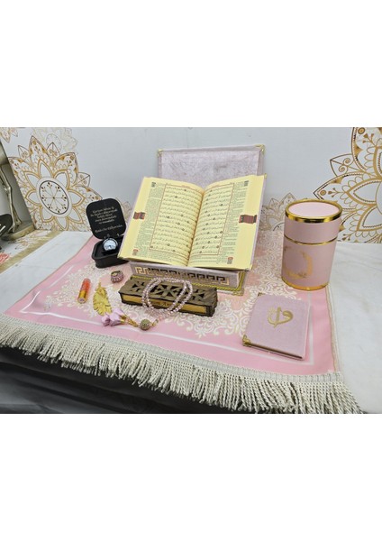 Kişiye Özel Kuranı Kerim Seti Pembe Renk 01 Mealli Kuranı Kerim Seti