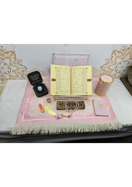 Kişiye Özel Kuranı Kerim Seti Pembe Renk 01 Mealli Kuranı Kerim Seti fiyatları