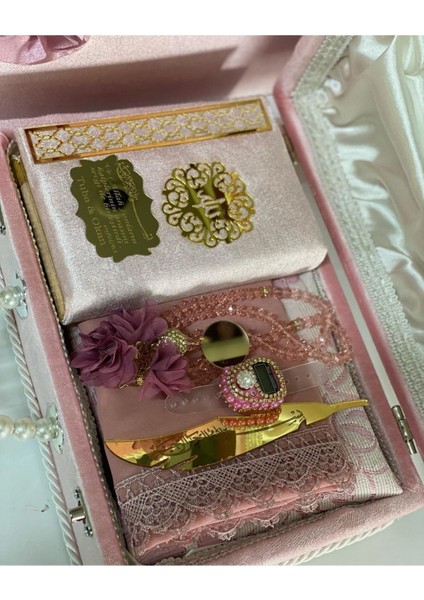 Lüks Hediye Kişiye Özel Hediye Sevgiliye Hediye Bohça Hediyesi Çeyiz Hediyelikleri Islami Hediye fiyatları