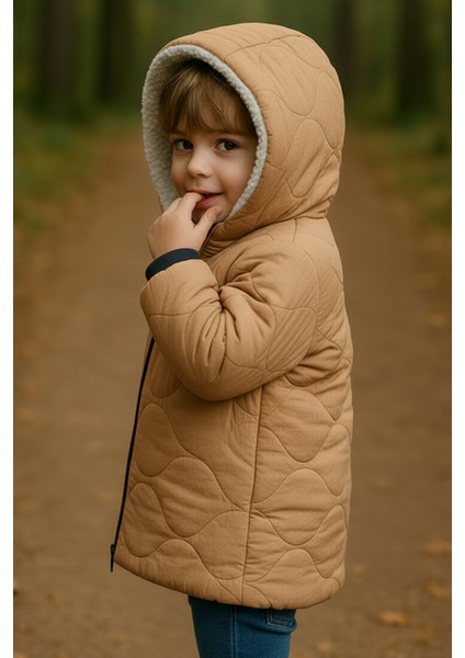 Erkek Çocuk Su ve Rüzgar Geçirmez Içi Kürklü Kapüşonlu Mont Soğan Desenli fiyatları