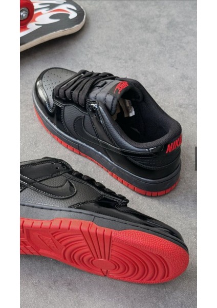 N I K E Dunk Siyah Kırmızı Ayakkabı fiyatları