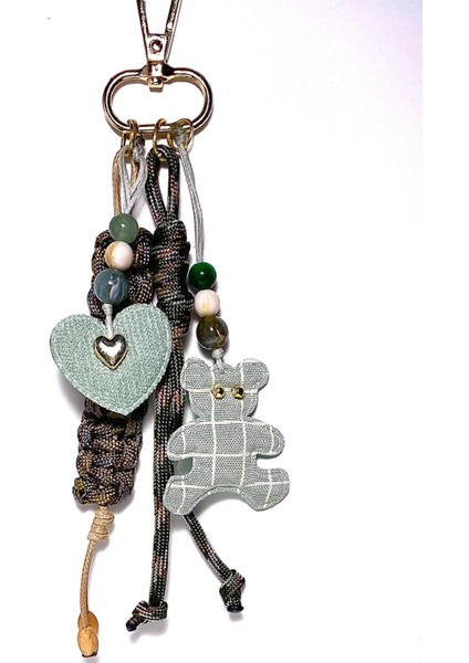 El Yapımı Paracord Çanta Charmı – Kalp, Ayıcık, Yıldız, Nazar Boncuğu ve Dekoratif Boncuklu modelleri