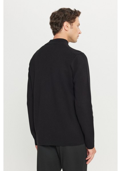 Pamuklu Standart Fit Normal Kesim Dik Yaka Triko Hırka indirimleri