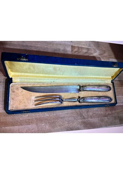 Paris Damgalı Fransız Gümüş Kaplama Servis Seti - Kutu Ölçüsü 36 cm x 10 cm