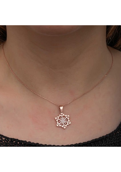 925 Ayar Gümüş Rose Kar Tanesi Kadın Kolye T8662 modelleri