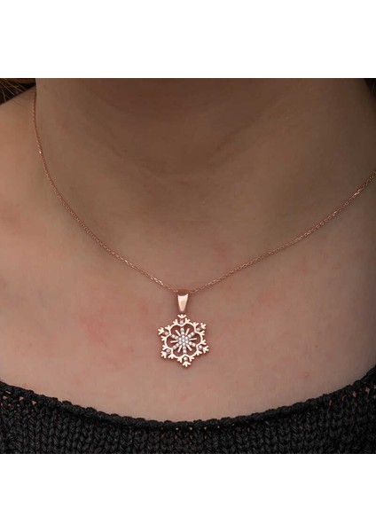 925 Ayar Gümüş Rose Kar Tanesi Kadın Kolye T8662 fırsatları