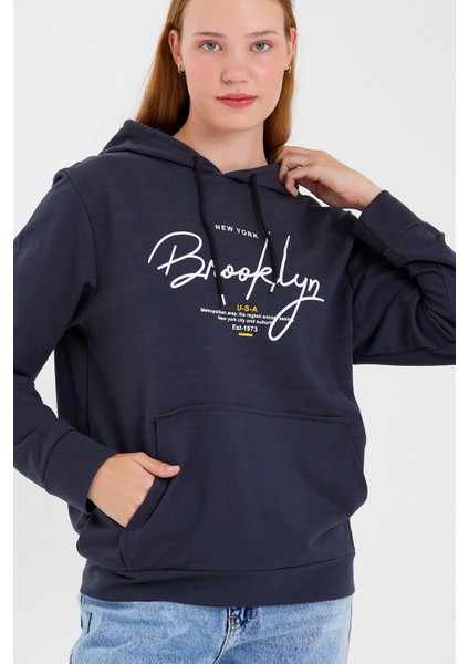Süperlife Kadın Kapşonlu Regular Fit El Yazılı Brooklyn Baskılı Ince Sweatshirt SPR23SWK361 fiyatları