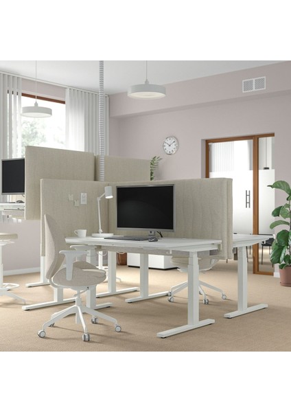 Yüksekliği Ayarlanabilen Çalışma Masası, Beyaz, 140X60 Cm, Elektrikli modelleri