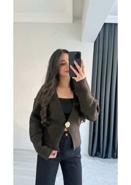 Liente Gold Düğme Detaylı Acı Kahve Hırka indirimleri