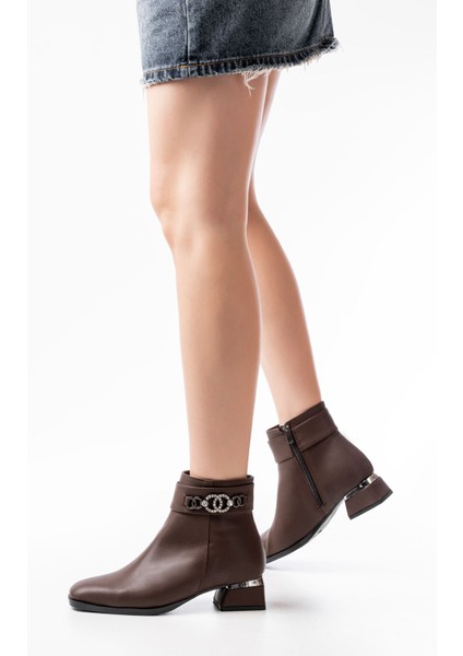RM-502 Kahverengi Toka Aksesuarlı Topuklu Fermuarlı Günlük Kadın Bot fiyatları