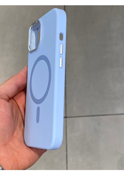 Apple iPhone 13 ve 14 Uyumlu Magsafe Şarj Destekli Içi Kadife Silikon Kılıf modelleri