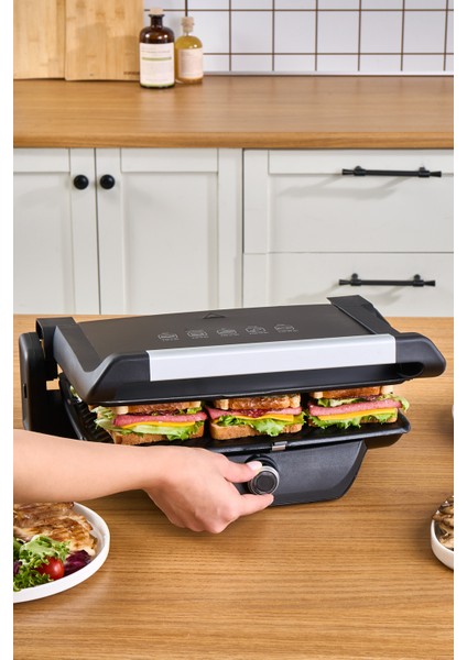 Matte Siyah 6 Dilim Izgara ve Tost Makinesi, Pratik ve Şık Tasarım modelleri