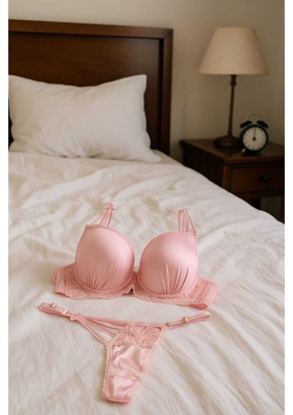 Dolgulu Balenli Dantel Tül ve Taş Detaylı Push Up Dikleştirici Özel Tasarım Saten Sütyen Takımı indirimleri