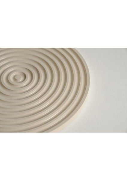 Spiral Formlu Dekoratif Sunum Tabağı | Zaman Tozu Krem fiyatları
