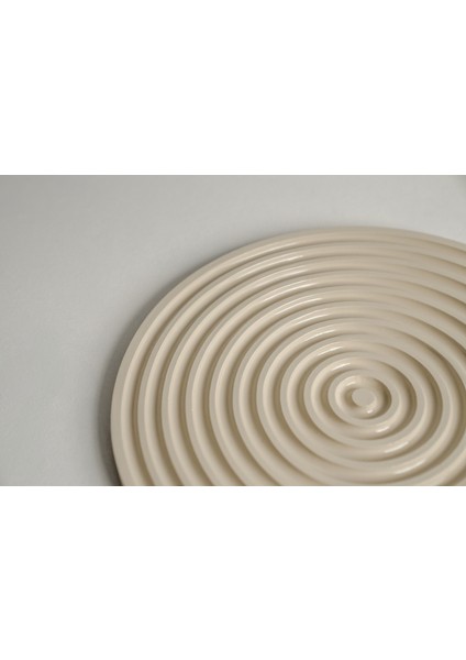 Spiral Formlu Dekoratif Sunum Tabağı | Zaman Tozu Krem modelleri