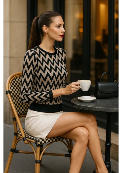 Rosberg Tül Detay Triko Bluz fiyatları