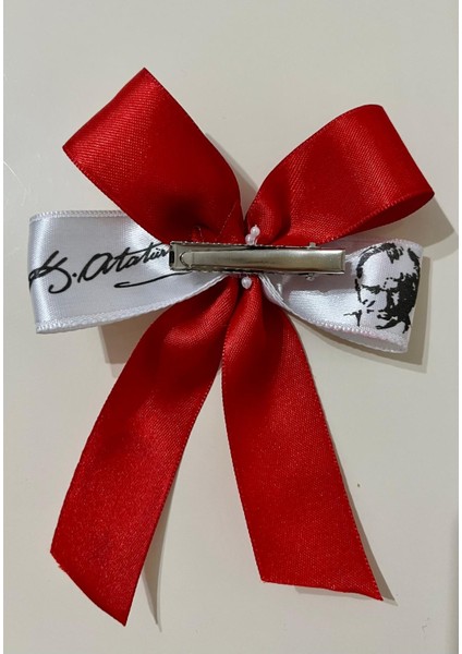 29 Ekim 10 Kasım 23 Nisan Türk Bayraklı Ay Yıldızlı Atatürk Imzalı Atatürk Resimli Kurdaleli Toka fiyatları