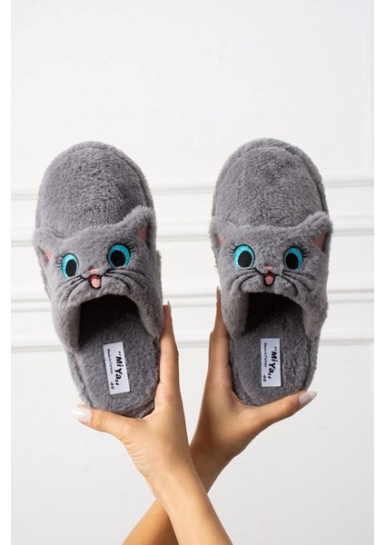 Sevimli Kedi Figürlü Ev Terliği Yumuşak Peluş Ses Yapmaz Kaymaz Hafif Tabanlı Ev Terliği fırsatları