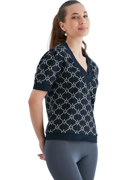 Kadın V Yaka Desenli Yarım Kol Triko Süveter Bluz modelleri