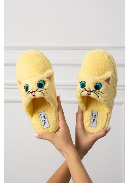 Sevimli Kedi Figürlü Ev Terliği Yumuşak Peluş Ses Yapmaz Kaymaz Hafif Tabanlı Ev Terliği fırsatları