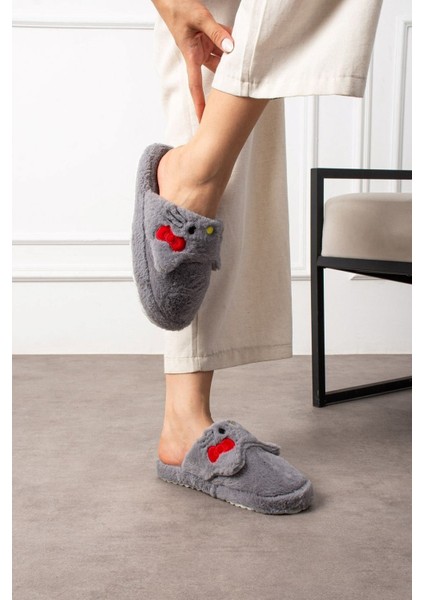 Sevimli Panda Figürlü Sessiz Yumuşak Taban Peluş Ev Içi Terlik Kışlık Unisex Ev Terliği fiyatları