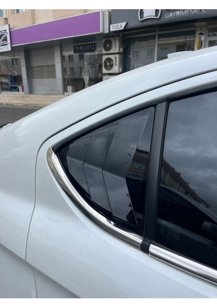 Honda City 2021+ Piano Black Kelebek Cam Vizörü indirimleri