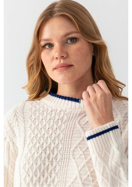 Bisiklet Yaka Örgü Detaylı Triko Kazak AW25KZ0041 fiyatları