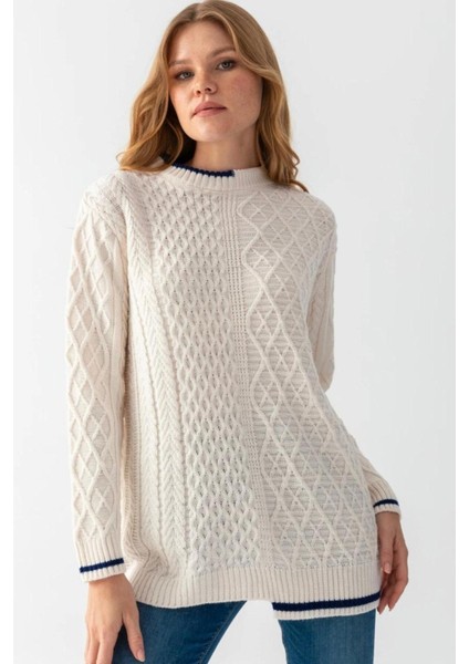 Bisiklet Yaka Örgü Detaylı Triko Kazak AW25KZ0041 modelleri