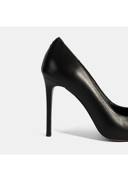 Kadın Siyah Deri Stiletto