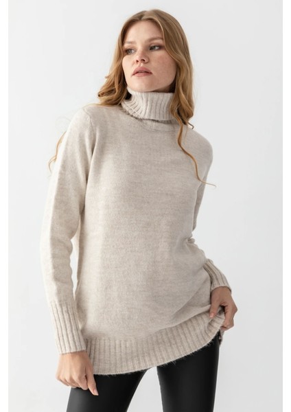 Basic Balıkçı Yaka Midi Boy Triko Kazak AW25KZ0048 fırsatları