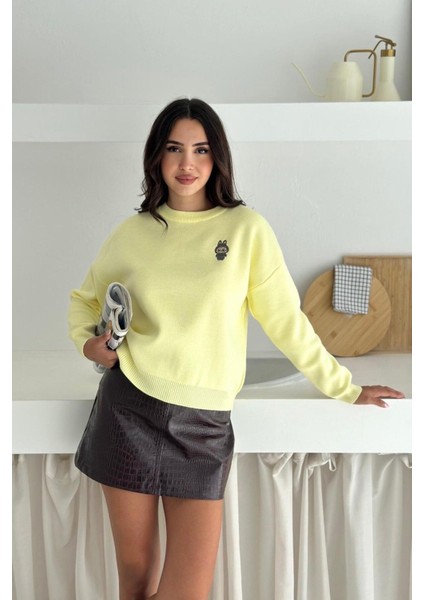 Labubu Işlemeli Oversize Yumuşak Dokulu Triko Kazak AW25KZ0045