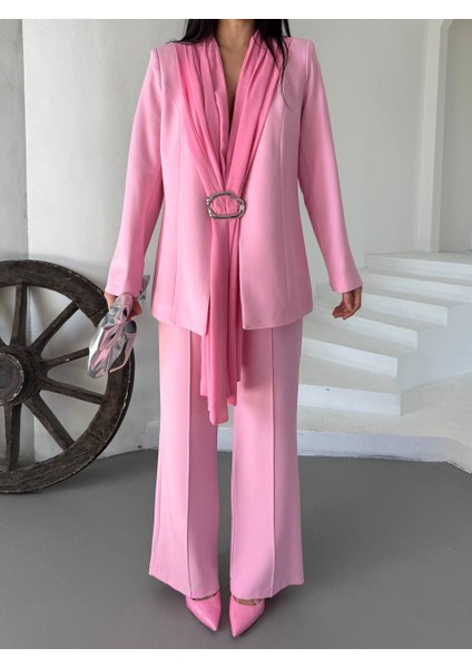 Kadın Takım Elbise Kemerli Ceket Düz Paça Pantolon fırsatları