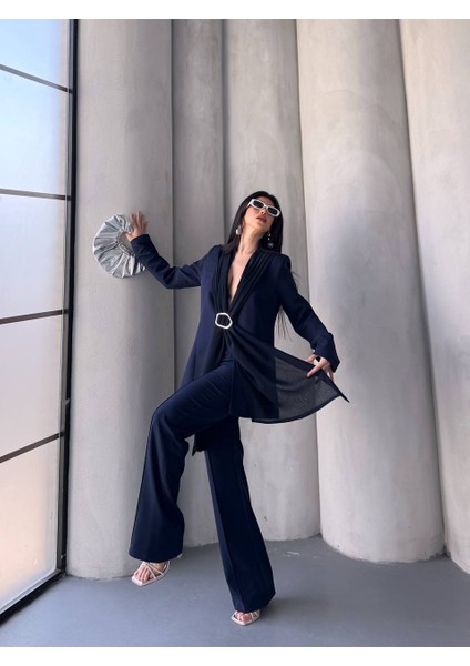 Kadın Takım Elbise Kemerli Ceket Düz Paça Pantolon