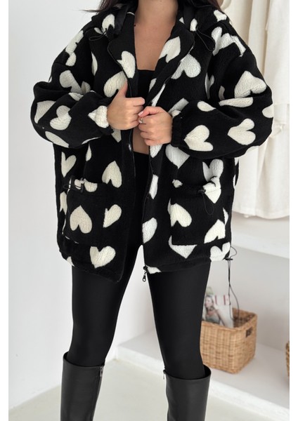 Kadın Oversize Kalp Desenli Polar Mont – Sıcak & Iddialı Stil fiyatları