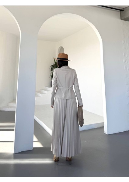 Kadın Kemerli Gold Düğmeli Premium Ceket Pileli Uzun Etek Takım Elbise fırsatları