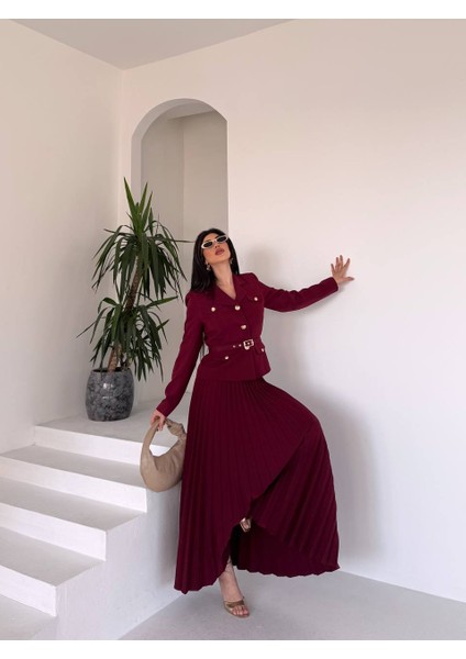 Kadın Kemerli Gold Düğmeli Premium Ceket Pileli Uzun Etek Takım Elbise