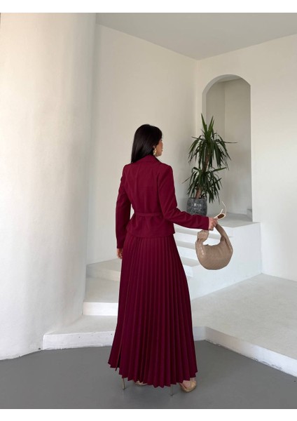 Kadın Kemerli Gold Düğmeli Premium Ceket Pileli Uzun Etek Takım Elbise modelleri