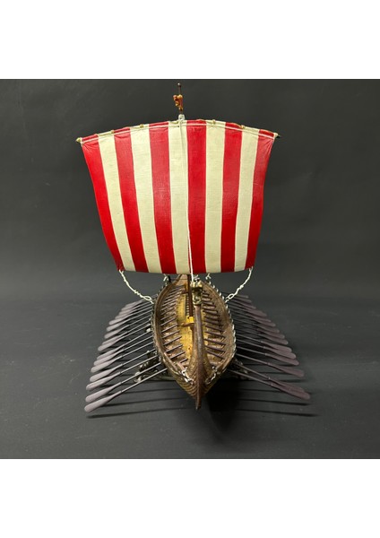 Iskandinav Viking Gemisi Ejderha Teknesi